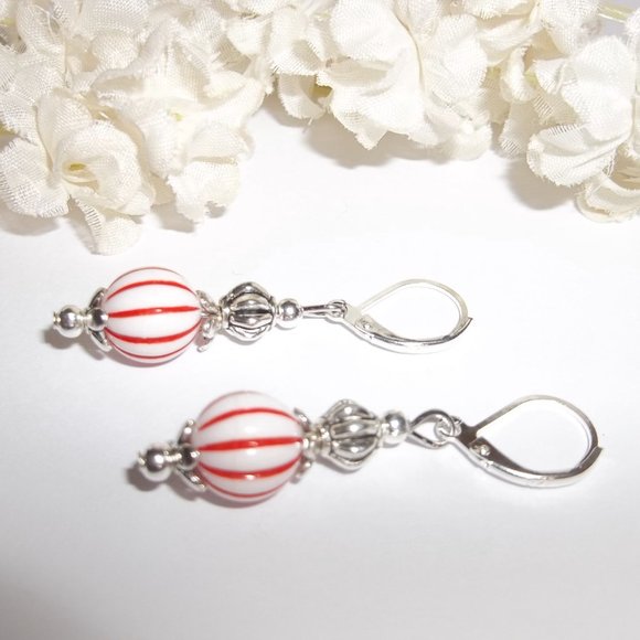 Red & White Earrings Set Jewelry Fashion NWT 6560 - Picture 5 of 10